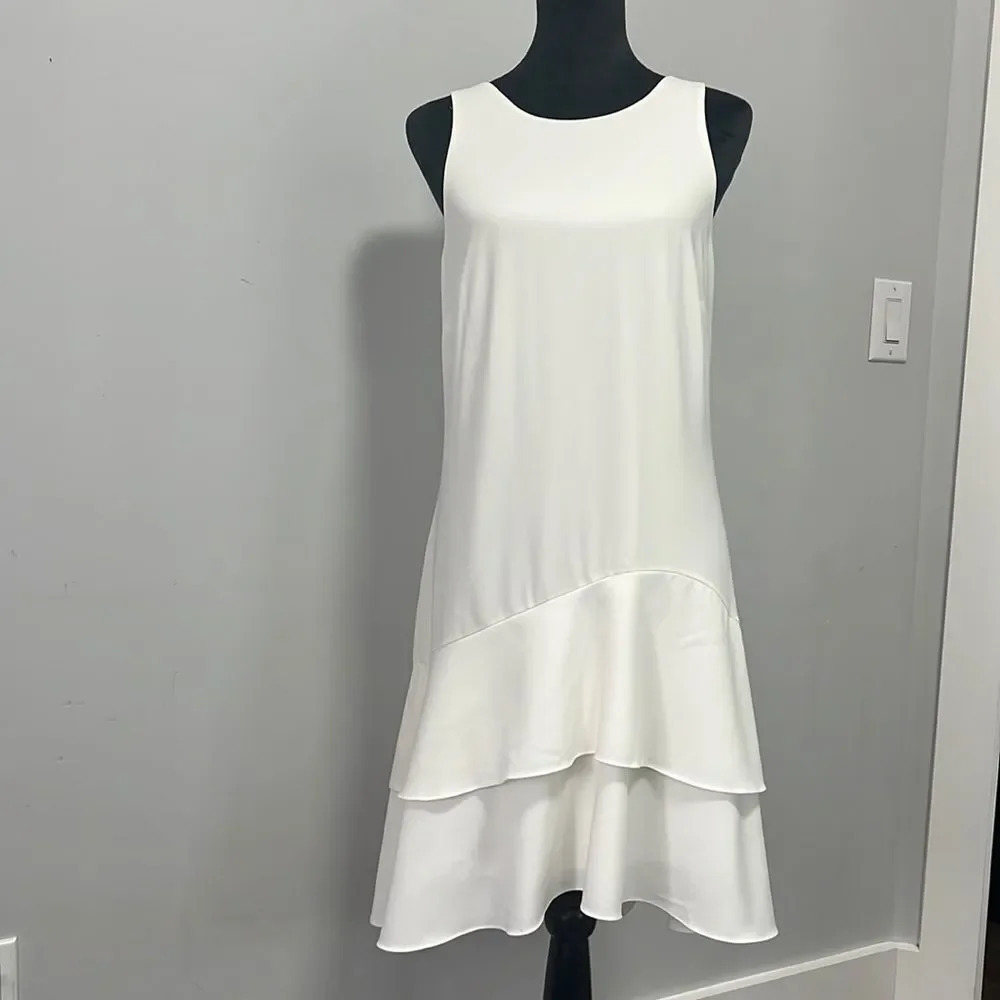 Halston White Women Round Neck Sleeveless Asymmetrical Ruffle Hem Dress Size 10